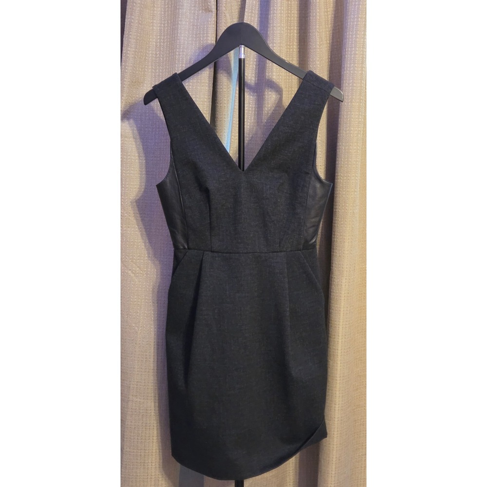 Madewell Leather Side Panels Sleeveless V-Neck Dress Women's Size 0 Black